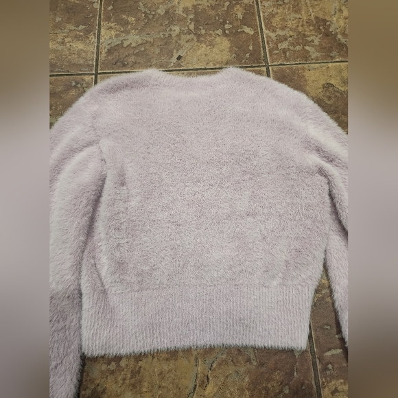 Like New Light Purple Sunday Best Fuzzy Cropped Pullover Sweater - Picture 10 of 13